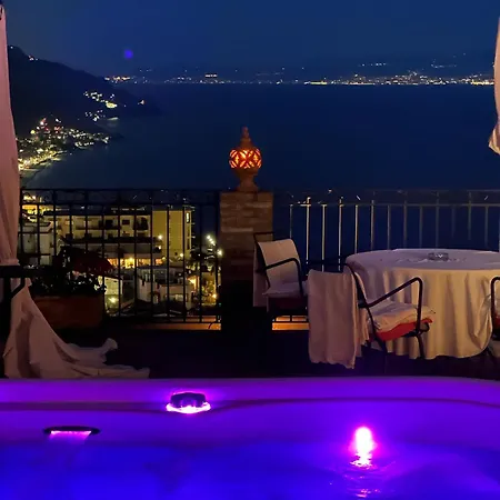 Apartment Isoco House