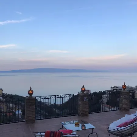 Isoco House Appartement *